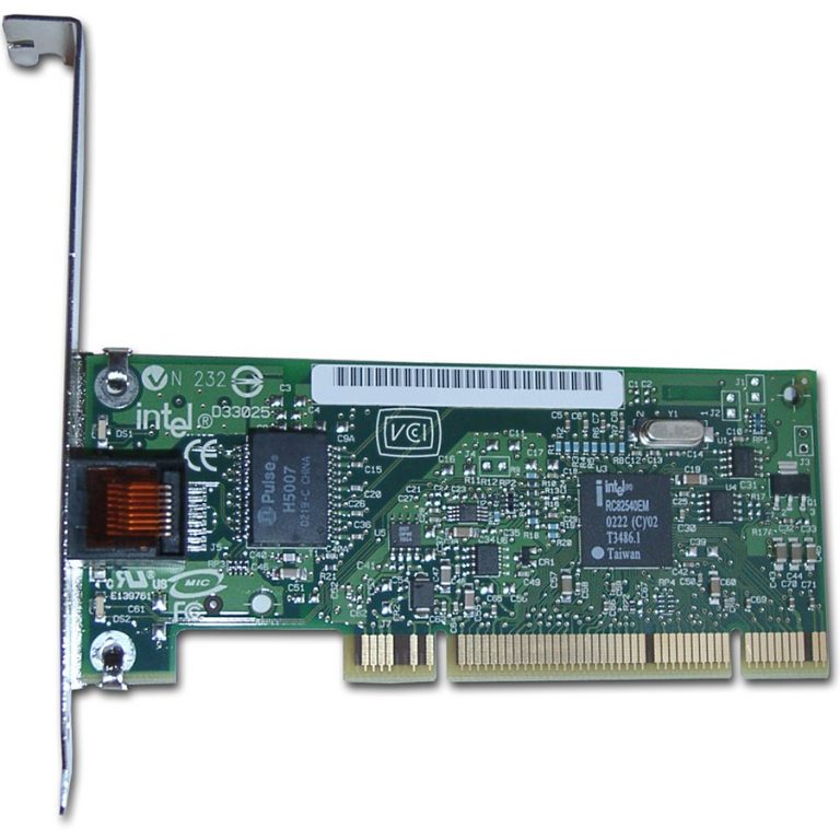 Мрежова Карта INTEL PRO/1000 GT Desktop Adapter (PCI, 10/100/1000Base-T, 1000Mbps, Gigabit Ethernet) Без опаковка